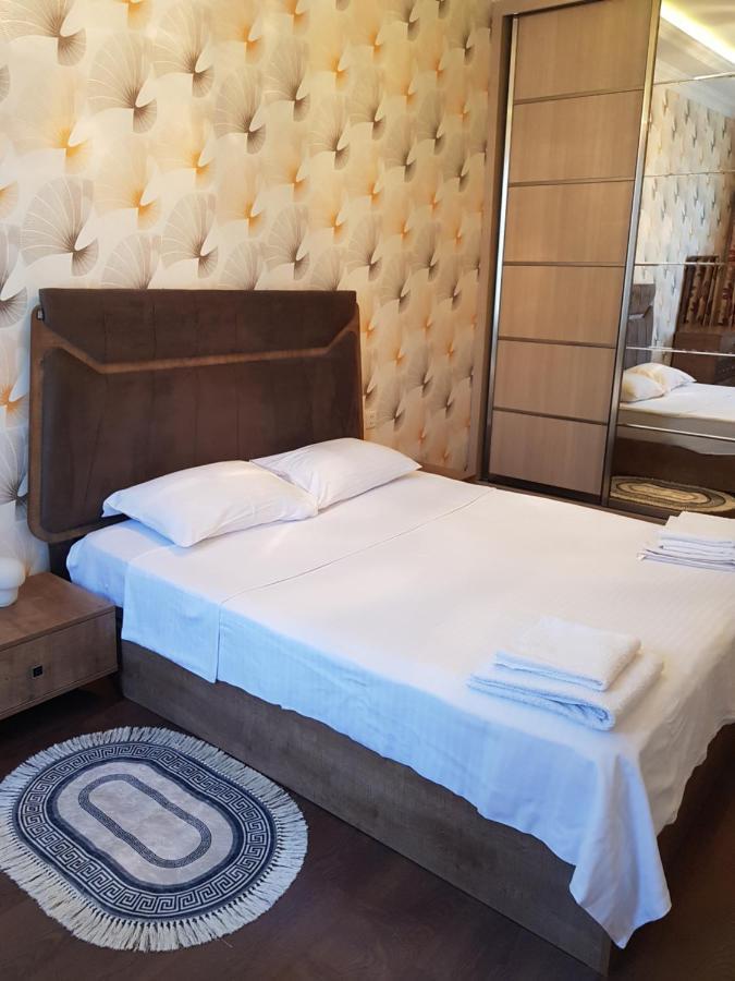 Central Baku Luxury Apartment On Nizami Street Bagian luar foto